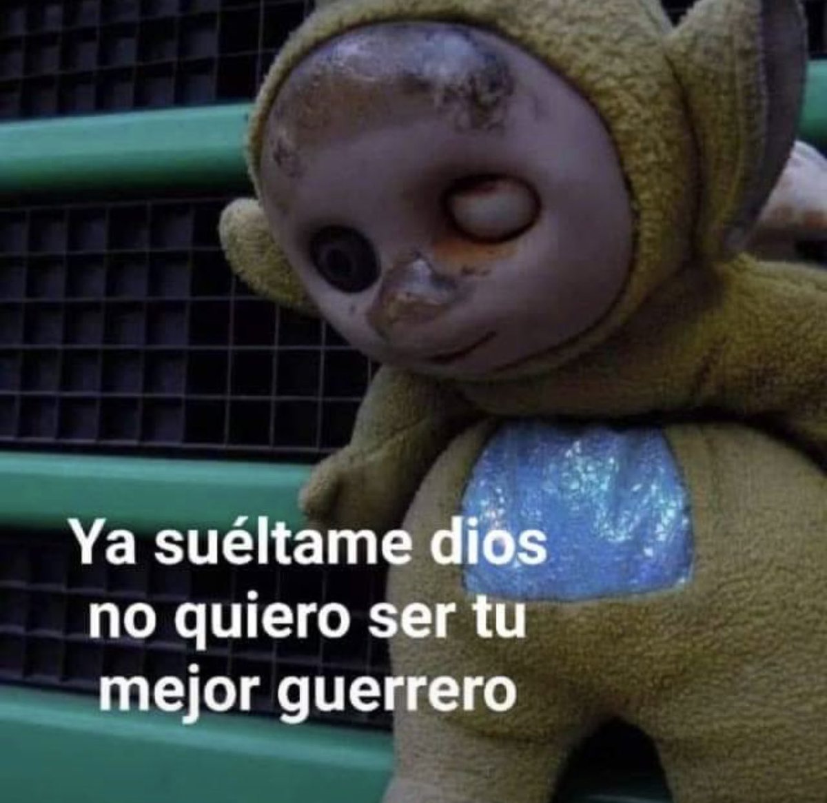 Starfish_aus's tweet photo. Cachen que una de nosotras esta tikitaka como nueva y la otra vomita todo porque los medicamentos que le dieron antes eran muy fuertes
Manden memes 😔👊 https://t.co/tkjLz6fnoQ