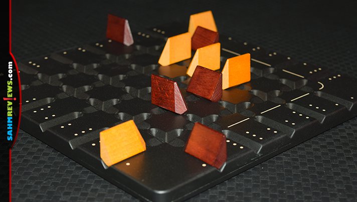 SahmReviews's tweet photo. Squadro from @GigamicWorld isn't just an entertaining 2-player game, it's also beautiful! The wooden pieces mean you can leave it out as functional home décor! Learn about the game:

https://t.co/MueX3uJylc 

#gamenight #boardgame #boardgames @hachettegames #game #hoedecor https://t.co/RKGhUPs2Pn