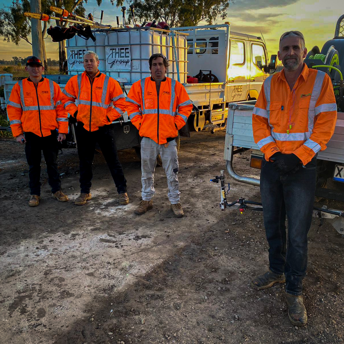 GroupThee's tweet image. THEE Group welcomes a new member to the Vegetation Team, training completed, on his first steps with THEE at Biloela. 

#vegetationcontrol #trainee #vegetation #training #rail #railway #brushcutter #tractorslashing #vegcrew