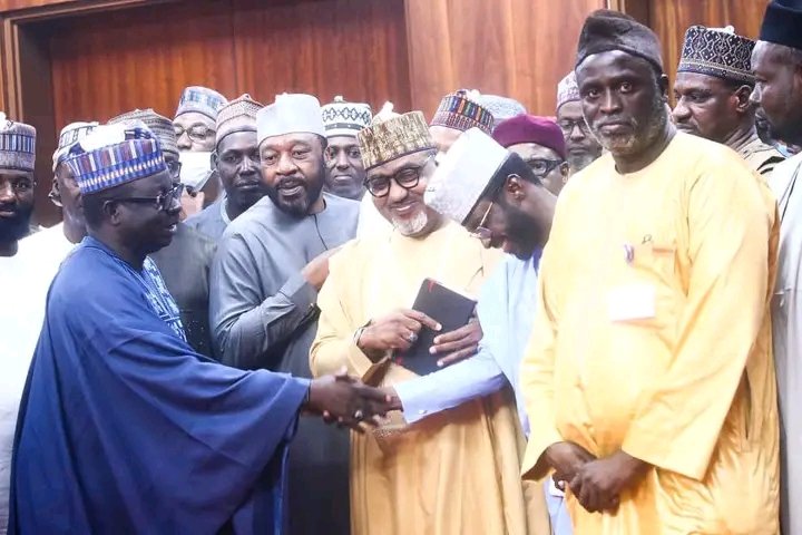 HonSabon's tweet photo. @nassnigeria 
@HouseNGR @OfficialAPCNg @officialABAT @HouseLeaderHoR @OfficialBenKalu @KanostateNg @KanoStateGovt https://t.co/GlIHtaW3wF