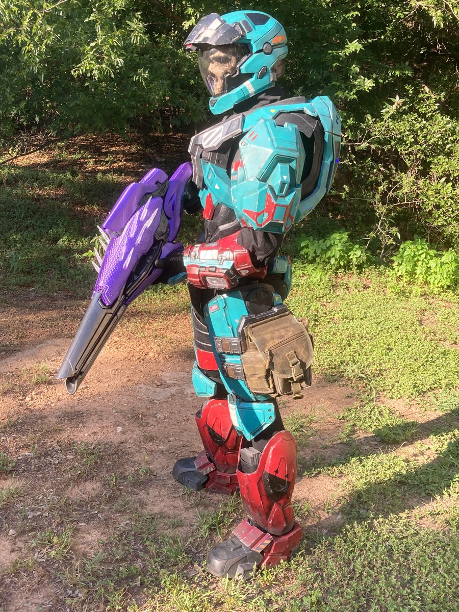 NerdForgeDesign's tweet photo. Pre-con suit up and gear check.
Everything looks good to go! https://t.co/snkwE8Cdvu