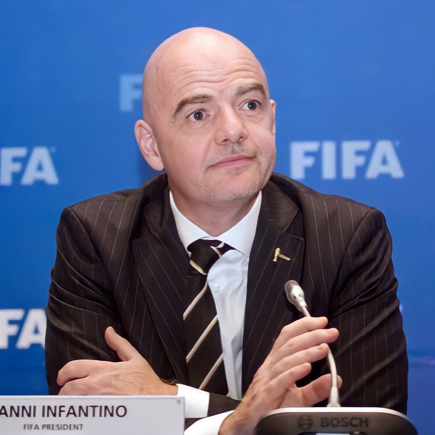 ClickFutbol's tweet photo. ¡UN NUEVO CAMBIO! 🇲🇽

Gianni Infantino mencionó que a partir del 2026 se acaba la multipropiedad en el fútbol mexicano. https://t.co/HWsMoilqIx