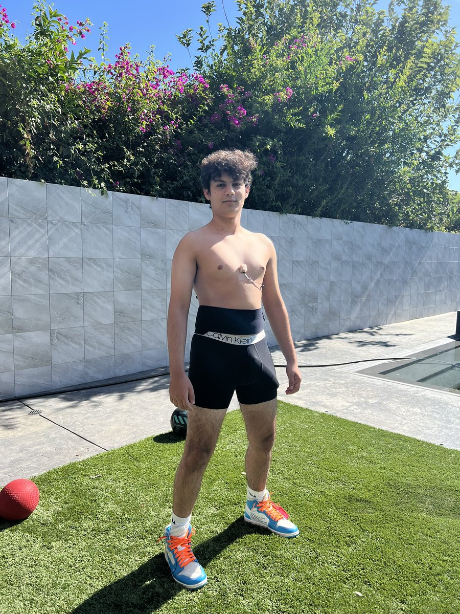 StableRonaldo's tweet photo. TOMORROW… 2pm PST | 5pm EST https://t.co/tLttnTC1Cg