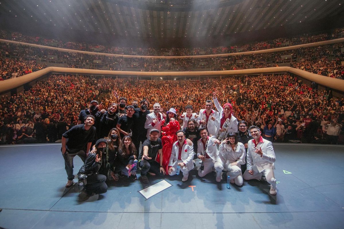 UMPG_Mexico's tweet photo. .@monlaferte arrancó su gira mundial el martes 28 de junio con un gran sold out en el @AuditorioMx y los conciertos continúan en Mexico, España, Colombia, Ecuador, Chile, Argentina y Perú.
#UMPG #AutorUniversal #SongWritersFirst https://t.co/NpBwpXtHAo