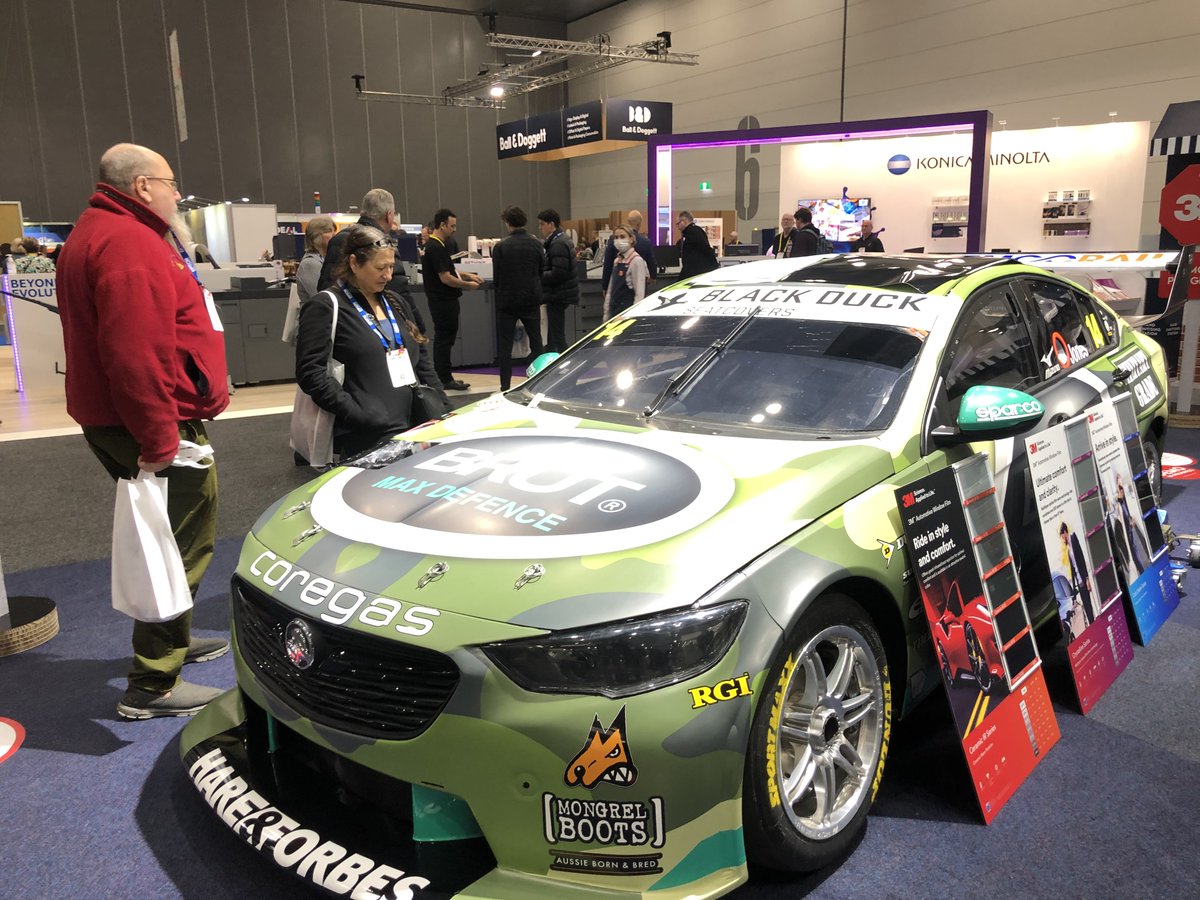 Pacprint's tweet photo. Day 3 of #PacPrint & it's buzzing here at the #MCEC. Register now at https://t.co/yfVbWeURwf & see 100+ stands, h ear from the experts on #sustainability, #mentalhealth & the industry's future & catch up with colleagues in person. @PrintIndAUS @VisConAustralia @TheRealMediaCo https://t.co/XqLqJqHo9R