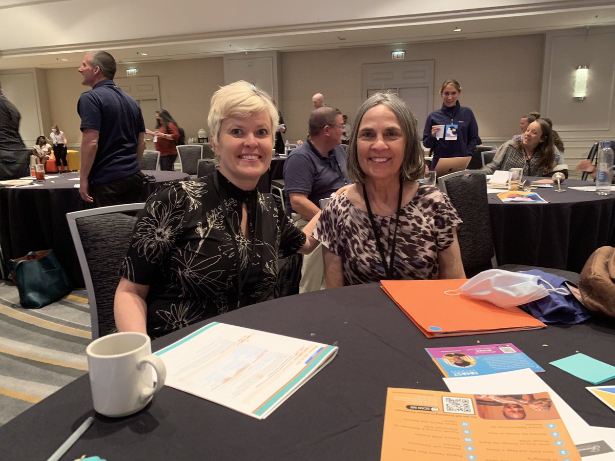 SAfG’s Co-Founder and Executive Director, Courtenay Carr Heuer with Linda Kekelis, Co-Founder and former Executive Director of Techbridge Girls were both featured speakers at the Million Girls Moonshot Conference in Chicago today. #GirlsBuildSolutions 👩🏻‍🔬🧪🔬 @LindaKekelis