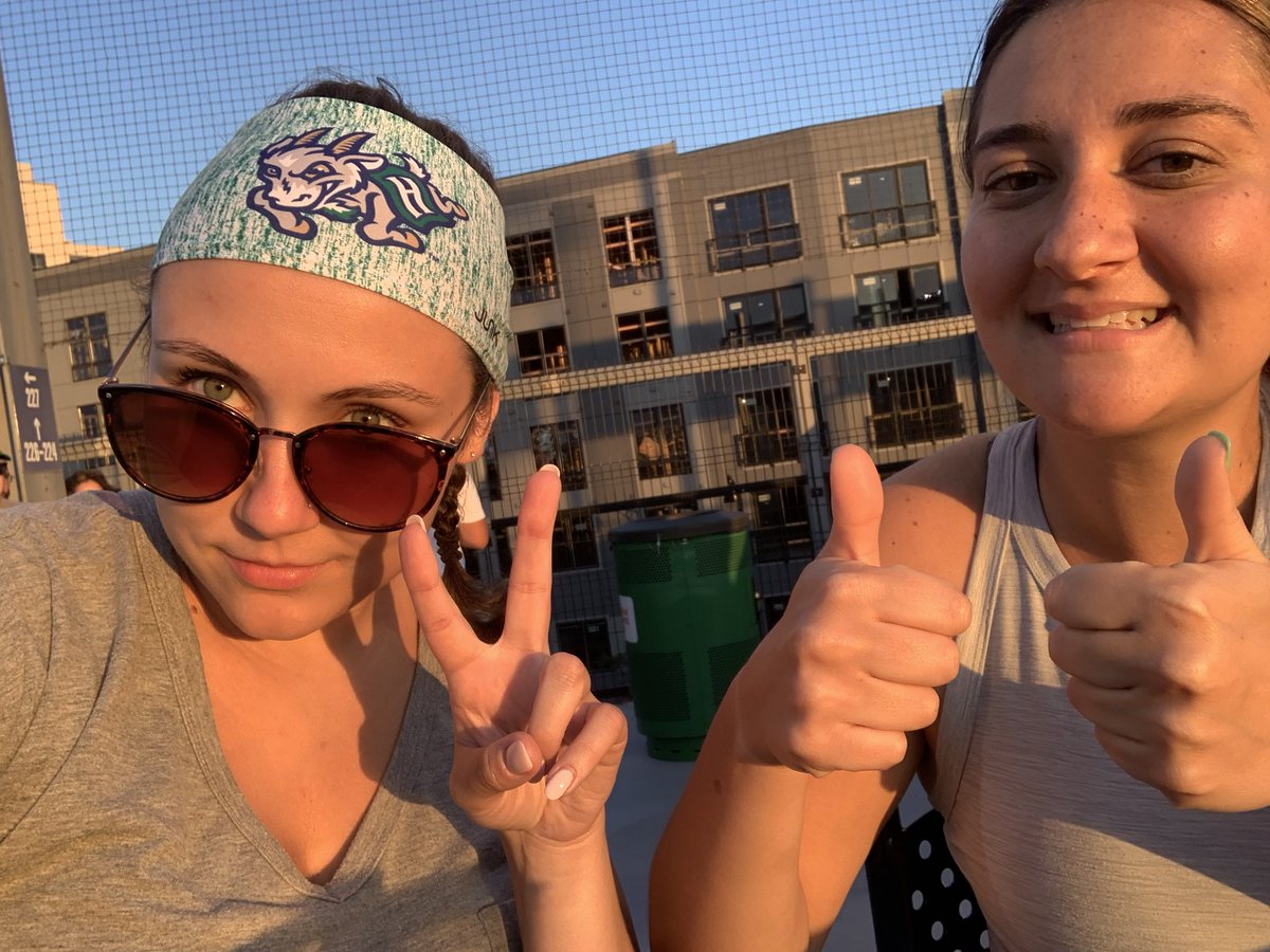 kaityslimshady's tweet photo. #nogoatsnoglory https://t.co/okqCxhZ1vo