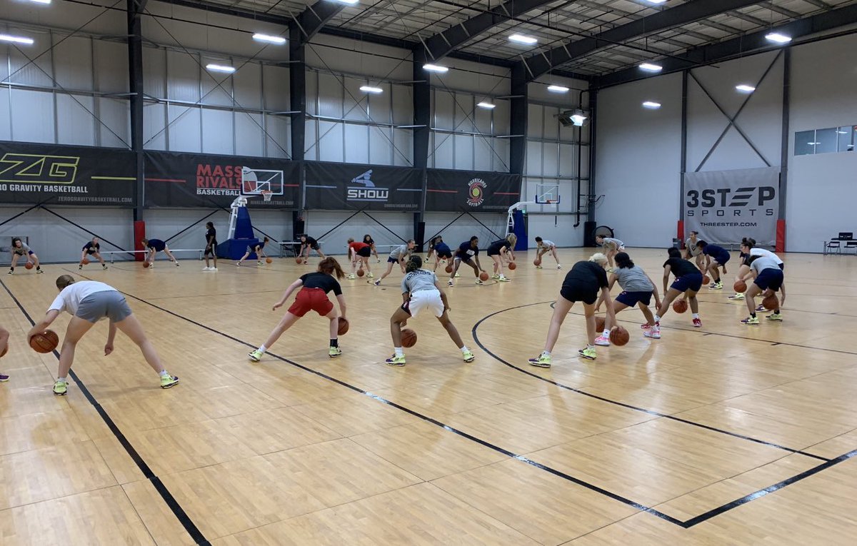 Lady Rivals (@ladyrivals) on Twitter photo Always a pleasure to have <a href="/ShaneLaflin/">Shane Laflin</a> <a href="/PBRhoops/">Premier Basketball</a> sit in on a practice. No matter what, we are going to play free, play hard and play together
#RivalsWay⚔️⚔️ #3SSB Always a pleasure to have <a href="/ShaneLaflin/">Shane Laflin</a> <a href="/PBRhoops/">Premier Basketball</a> sit in on a practice. No matter what, we are going to play free, play hard and play together
#RivalsWay⚔️⚔️ #3SSB