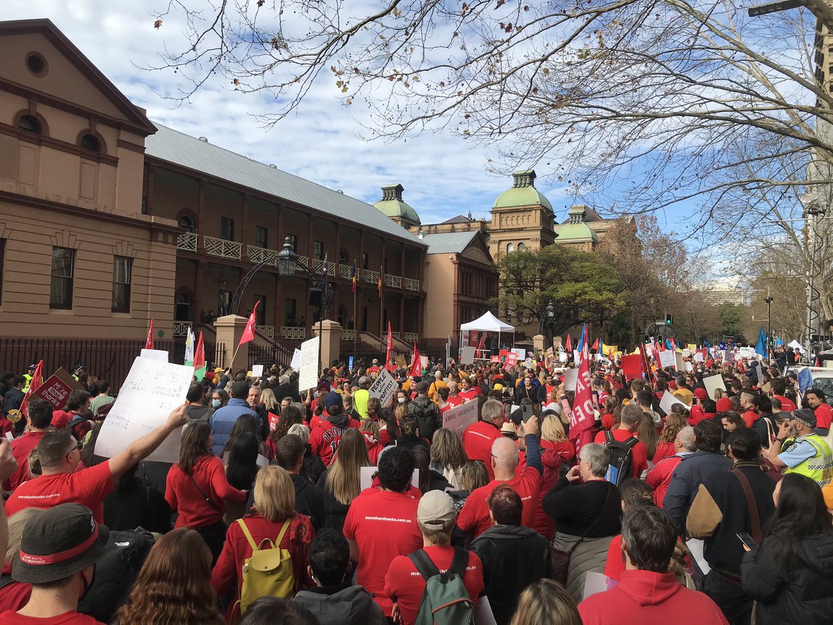 TeachersFed's tweet photo. This. Is. Huge.
Teachers united will never be defeated! #MoreThanThanks #HearOurVoice https://t.co/yyufWcKu89