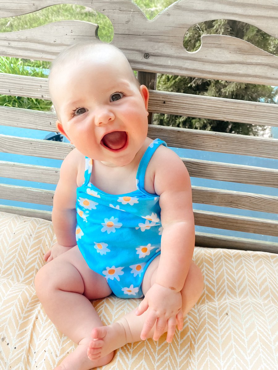 SaraAnneTWEETS's tweet photo. Love this summertime baby 😍🌼☀️💛
@BurgerConnor https://t.co/J8lYyqOHFw