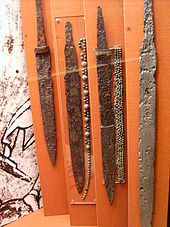 eroc0303's tweet photo. Seax is an Old English for "knife". Today, seax is used specifically for a type of small sword, knife or dagger typical of the Early Middle Ages Germanics, especially the Saxons.
#WeaponsOfWar #WednesdayWeapons #ADnD #dungeonsanddragons #1stEdition #2ndEdition #oldschool #gaming https://t.co/S5F0ocpwJj