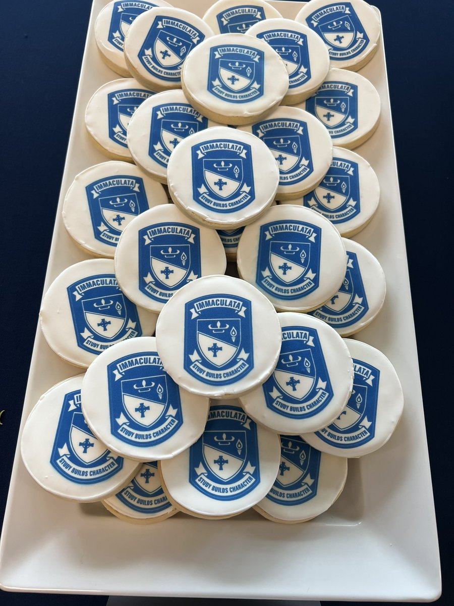 amy_macaulay's tweet photo. Congratulations @ImmaculataOCSB Grads! Wonderful to celebrate in person this year. #ocsb https://t.co/FdocXdes9J