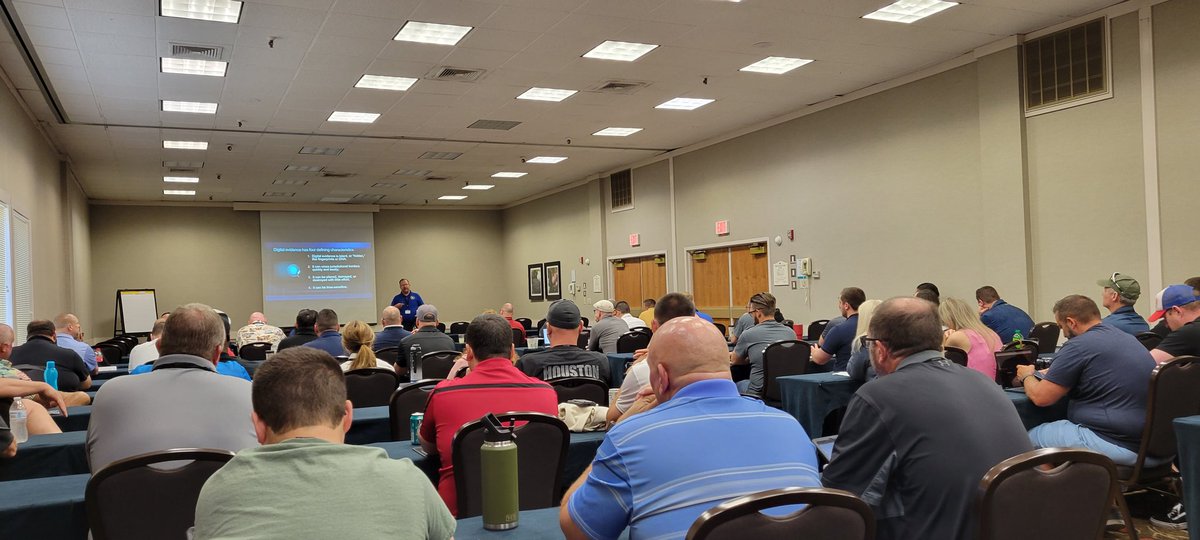 MOICAC's tweet photo. Missouri ICAC presented at the Missouri School Resource Officers conference this week with info regarding forensics, current apps, and a highly anticipated ESD K-9 Bonnie presentation! #msro #ESDK9 #digitalforensics https://t.co/2rZRMpxjmJ
