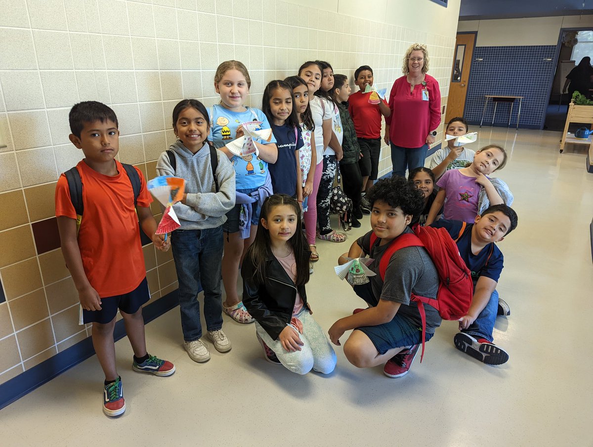 BrandyKaminski1's tweet photo. After many adjustments to our sketches and written instructions, we all ended up with working windmills! I loved doing this unit with 3rd grade PACE summer school student-led instruction takes a minute, but man, when they get it on their own, it's priceless.
#avcato #pacesummer https://t.co/0UKAzrIZfj