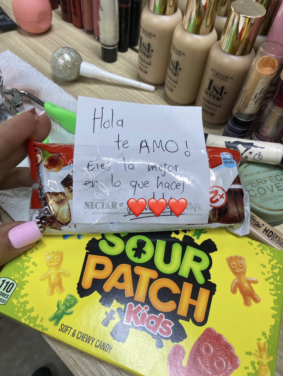 mafeeg02's tweet photo. Que me mande cositas al trabajo ❤️‍🩹🫶🏻 https://t.co/0l8p23AEkn