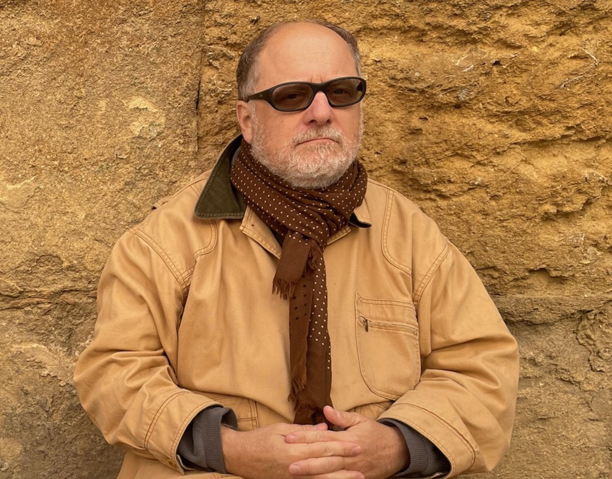 Thrilled to see my big bro ⁦<a href="/adamkahane/">Adam Kahane</a>⁩ appointed to the Order of Canada for his tireless work to bridge differences and help end conflicts around the world. ❤️ gg.ca/en/order-canad…