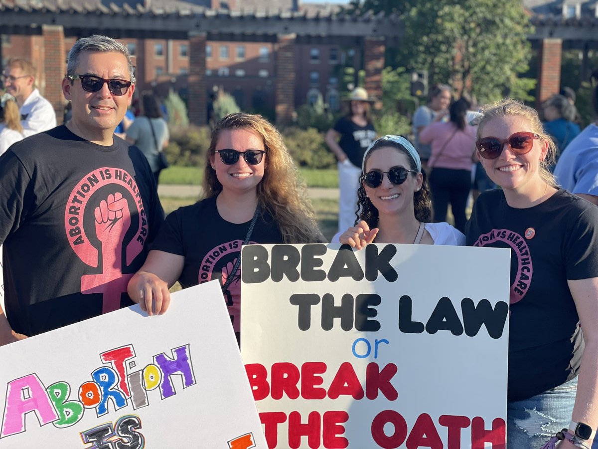 Tony Shanks (@alshanks) on Twitter photo Proud to stand with @IUSMOBGYN residents and fellows today in support of #ReproductiveJustice. Powerful speeches and rousing call to action by <a href="/LucyDBrown/">Lucy Brown</a> <a href="/drcaitbernard/">Dr Caitlin Bernard</a> <a href="/gbosslet/">Gabriel Bosslet</a> Dr Rouse and others. Proud to stand with @IUSMOBGYN residents and fellows today in support of #ReproductiveJustice. Powerful speeches and rousing call to action by <a href="/LucyDBrown/">Lucy Brown</a> <a href="/drcaitbernard/">Dr Caitlin Bernard</a> <a href="/gbosslet/">Gabriel Bosslet</a> Dr Rouse and others.
