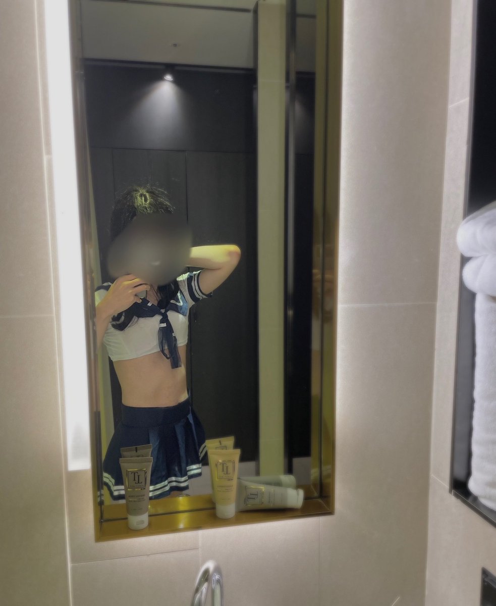 CDchaehee's tweet image. 아침부터!! ㅎㅎ
오늘쉬는데 채희만날사라아암~???
#cd