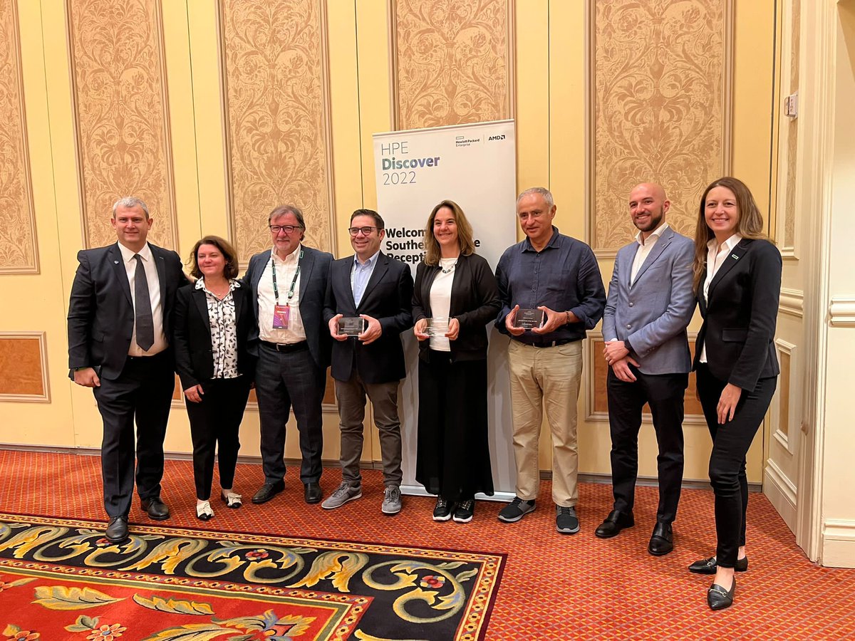 time to assign #HPEPartnerSummit Geo Award...
and the winners are:
<a href="/VarGroup/">Var Group</a> HPE #SMB partner of the year
<a href="/harpaitalia/">harpaitalia</a> #HPEGreenlake partner of the year
<a href="/Esprinet_Ita/">Esprinet Italia</a> Distributor of the year 
congratulations &amp; THAK YOU for commitment with <a href="/HPE_IT/">HPE Italy</a> 
#HPEDiscover #PartnershipFirst