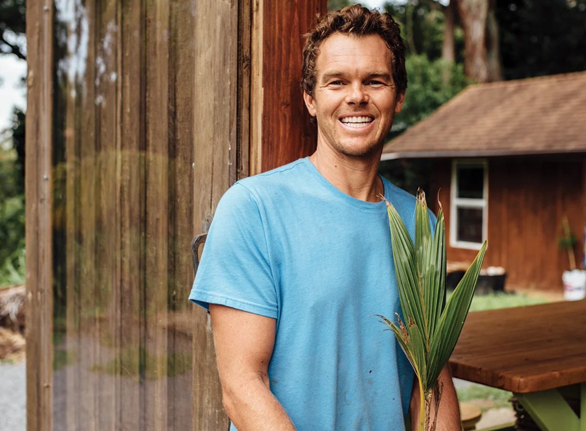 HAWAIIMagazine's tweet photo. While coconut trees may be ubiquitous in Hawai‘i, very few of us actually know what to do with the nut itself. This guy is hoping to change that.🥥
https://t.co/wVP60eMrN0 #Hawaii #Maui #Coconuts #CoconutWireless #Travel #TravelTips https://t.co/nDpbuAlBbt