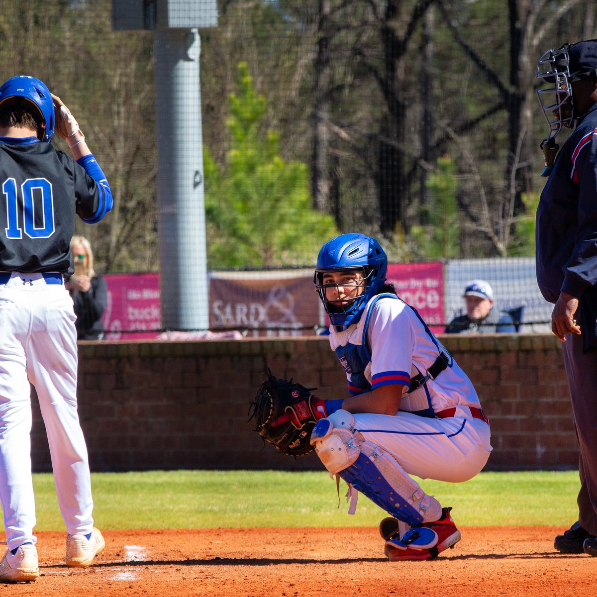 We need your VOTE, Raider Fam!
<a href="/Marcoj2206/">Marco Nunez</a> is a finalist for the <a href="/TelemundoAtl/">Telemundo Atlanta</a> &amp; <a href="/Braves/">Atlanta Braves</a> Latino Athletic Baseball Scholarship. It’s no surprise to his teachers &amp; coaches because he is a stellar representative of <a href="/RiverwoodICS/">Riverwood ICS</a>. Voting ends on 7/12. Details: riverwoodathletics.com/2022/06/29/vot…
