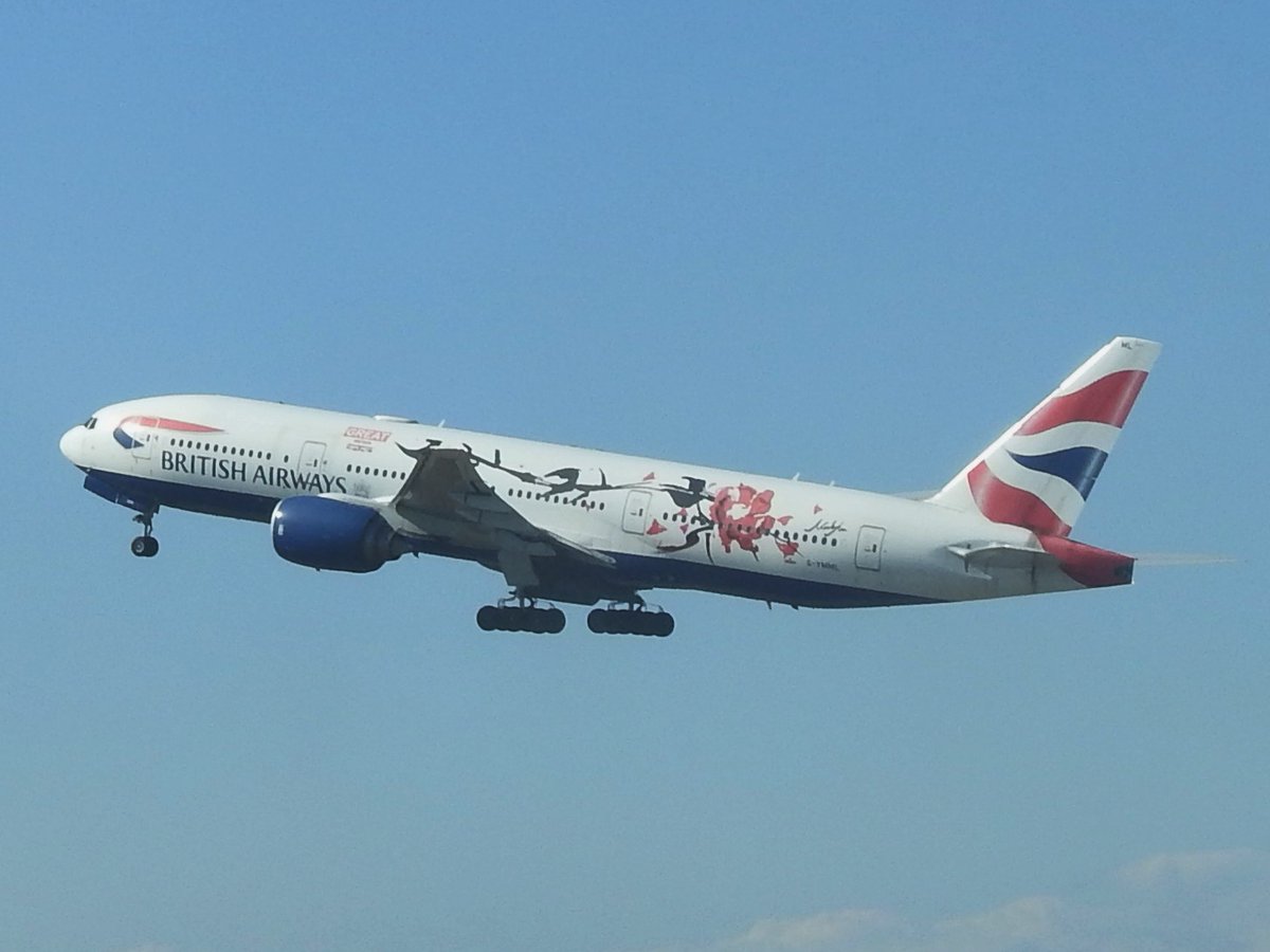 veryboeing's tweet photo. British Airways #B777 -236(ER) #GYMML 'Great Festival of Creativity' livery leaving KSFO https://t.co/YuBdMV9hDq