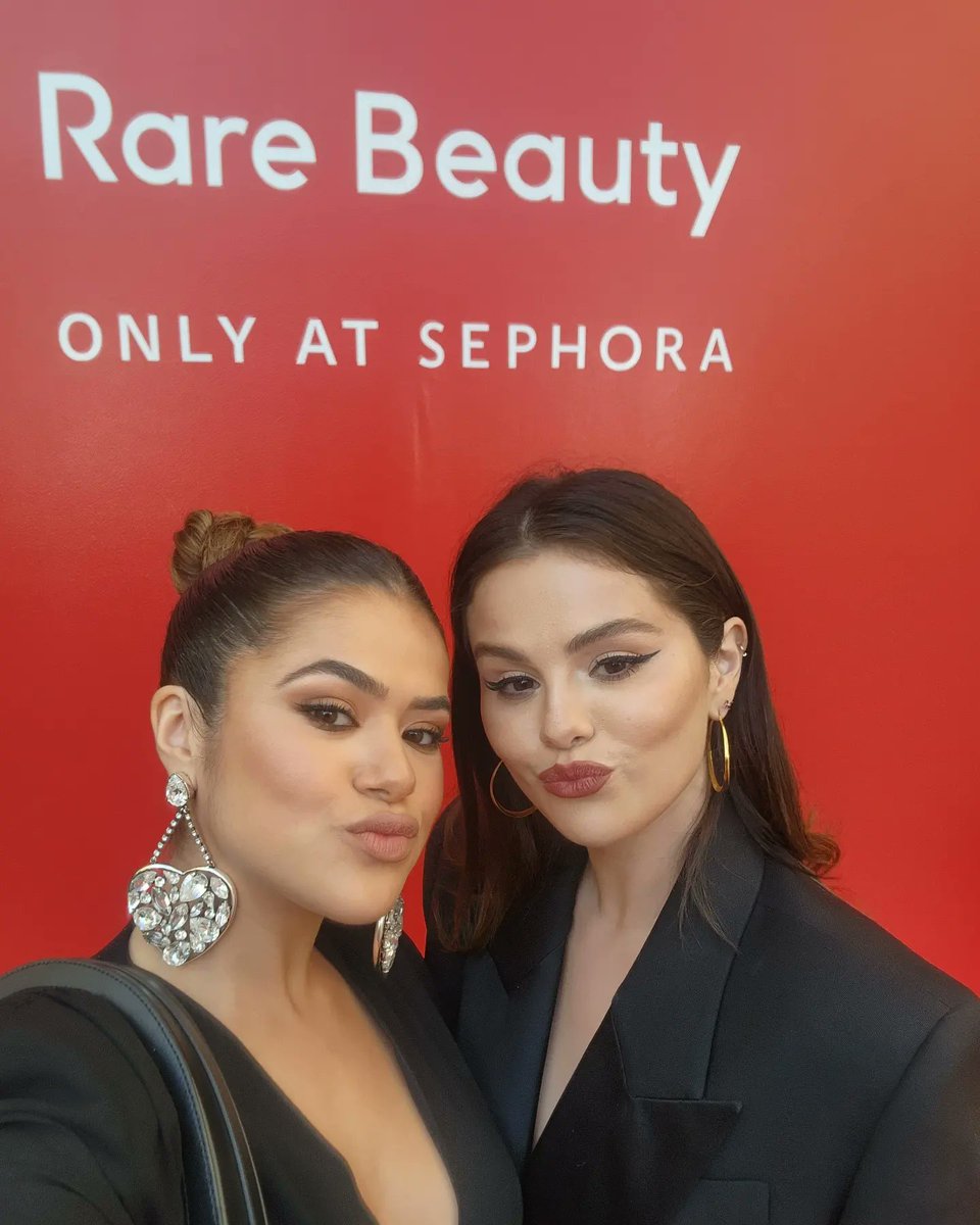 Rare ♡ love u <a href="/selenagomez/">Selena Gomez</a>
Sonho realizado 
<a href="/rarebeauty/">Rare Beauty</a>