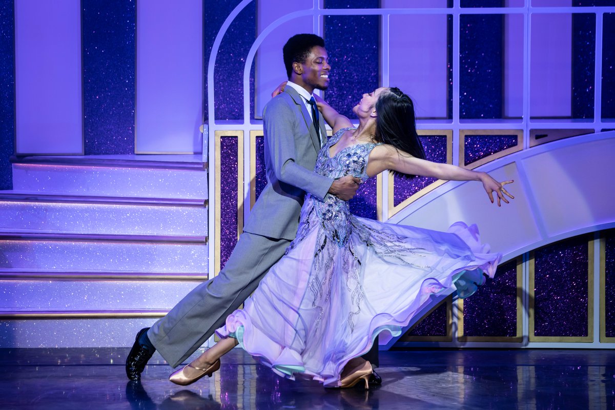 SCD_Live_Tour's tweet image. Check out the FAB-U-LOUS new production photos from the Strictly Presents Keeeep Dancing tour!

Have you booked your tickets yet? 

strictlypresents.com