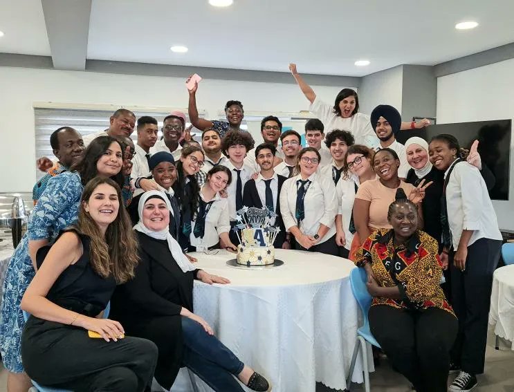 Calling all CP students, teachers and alumni! Do you have any great photos you would like to share with us as we celebrate the 10th anniversary of the Career-related Programme (CP)?

Tag us using #IBCP10 to be featured on our website! 🎉

Find out more: bit.ly/3yrHkAE