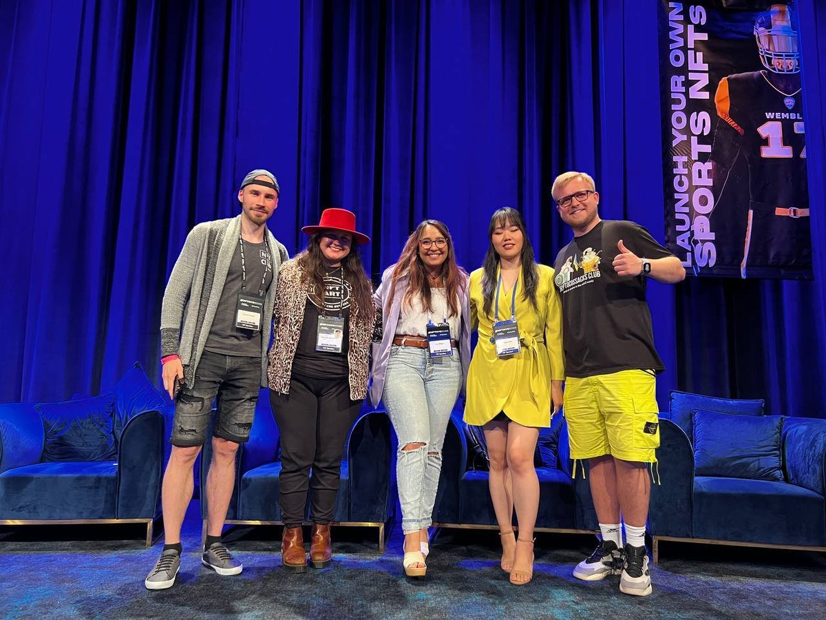 Oh, these incredible memories from the <a href="/NFT_NYC/">NFT.NYC</a>❤️

We got many insights after meetings with colleagues. Thanks for all words and wishes🚀

We also held a giveaway and took photos with the winners! Now they have branded CryptoCossacks T-shirts😍
#crypto_cossacks_club #NFTNYC2022