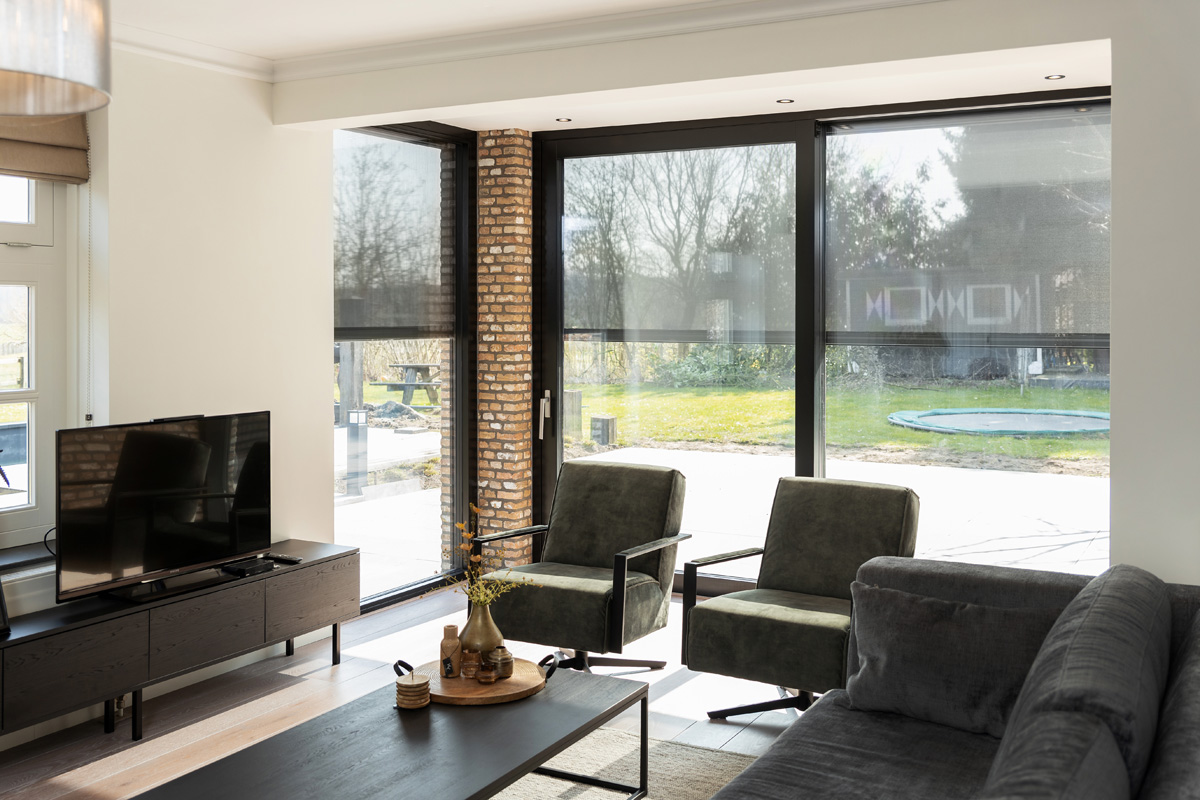 fakronl's tweet photo. Geen last meer van warmte in huis?

Dat realiseer je met de screens van FAKRO! Maak gebruik van de kracht van de zon met de VMZ Solar. Deze zonwering wordt aangedreven door zonne-energie en voorkomt optimaal dat je huis tijdens de zomerdagen opwarmt.  

https://t.co/i9vBteQCBT https://t.co/tm5Kn5bmjk