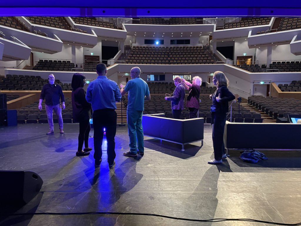 JillFeatherston's tweet image. Wiring up and last minute prepping session 1….#SOA2022 #OrganDonation