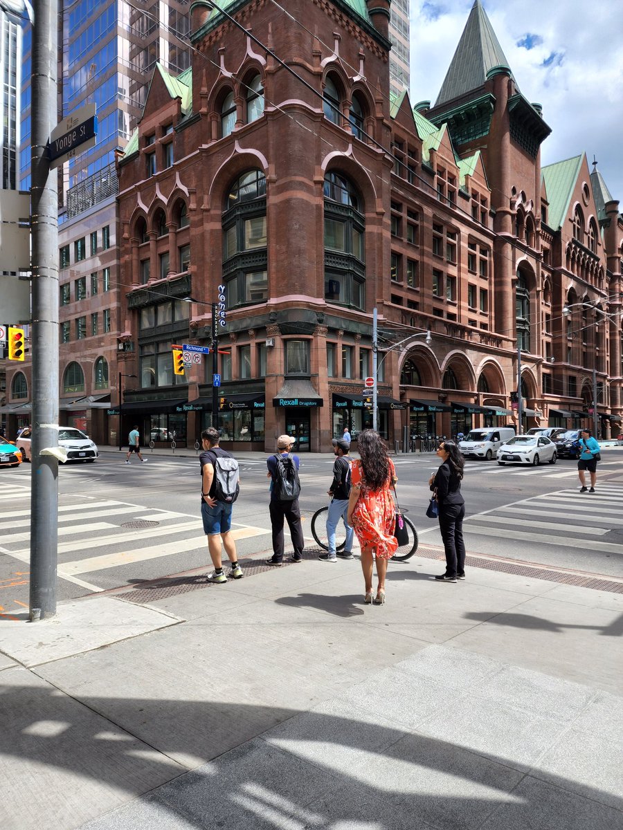 ADhalay's tweet image. Wanderlust &amp;amp; city dust....

#travelwithme #adventuretime #wildandfree #Toronto #citylife #wanderlust #cityphotography #travelawesome #travelcanada #travelgram #momsofinstagram #yycinfluencer #yycdesigners #lifeofadesignermom #canadiangirl #proudlycanadian #womeninbiz