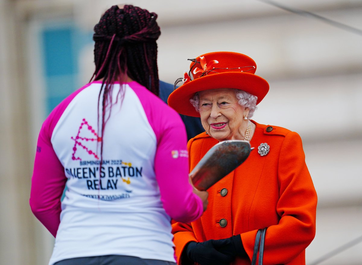 TOMORROW 🎊 📣 👑 

The Queen's Baton Relay will race across <a href="/FstoneHbourArm/">Folkestone Harbour Arm</a> at 15:30 tomorrow. Part of a monumental tour of the whole commonwealth 🌍

We strongly recommend arriving at Folkestone Harbour arm by 3pm at the latest. 

#QBR #Birmingham22