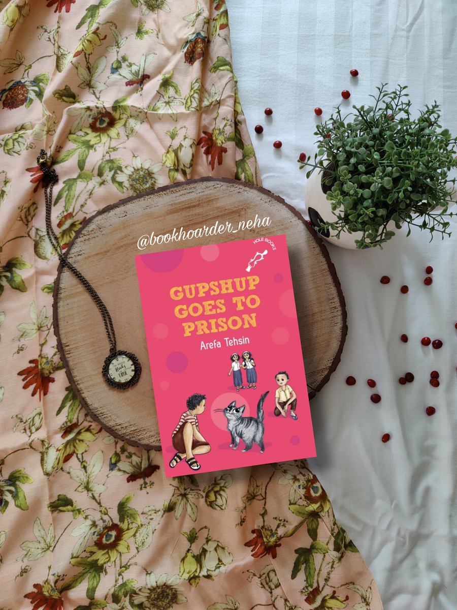 BookhoarderNeha's tweet photo. #BookReview

https://t.co/KwPh6BZMoQ

https://t.co/7cBHzkqBnS

@PenguinBooks 
@KitabeClub 
#arefatehsin https://t.co/dXgFmiKzr3