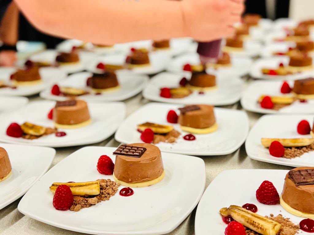 Mike Taylor (@mikecheftaylor) on Twitter photo An amazing job last night from all at Team Habs boys & girls delivering a faultless plant based three course dinner for 300 #SmashedIt <a href="/chefbenji64/">Ben Cook</a> <a href="/chefbruno81/">Bruno Almeida</a> <a href="/Cakebosscole/">Chef Cole</a> <a href="/DamianBlake4/">Damian Blake</a> <a href="/Rachael48432853/">Rachael Wilson</a> <a href="/DanielCollier84/">Daniel Collier</a> <a href="/Nickhowe64/">Nick Howe</a> An amazing job last night from all at Team Habs boys & girls delivering a faultless plant based three course dinner for 300 #SmashedIt <a href="/chefbenji64/">Ben Cook</a> <a href="/chefbruno81/">Bruno Almeida</a> <a href="/Cakebosscole/">Chef Cole</a> <a href="/DamianBlake4/">Damian Blake</a> <a href="/Rachael48432853/">Rachael Wilson</a> <a href="/DanielCollier84/">Daniel Collier</a> <a href="/Nickhowe64/">Nick Howe</a>