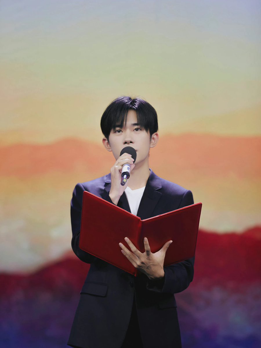 /𝙢 / ꕤ tweet media