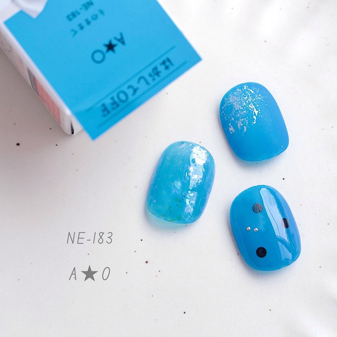 asari_nail's tweet photo. 色別バージョン🎨
ドット��ザインがシンプルに
２度塗り(ネイビーは３度塗り)したものです🐠 https://t.co/obfGiFaVu8