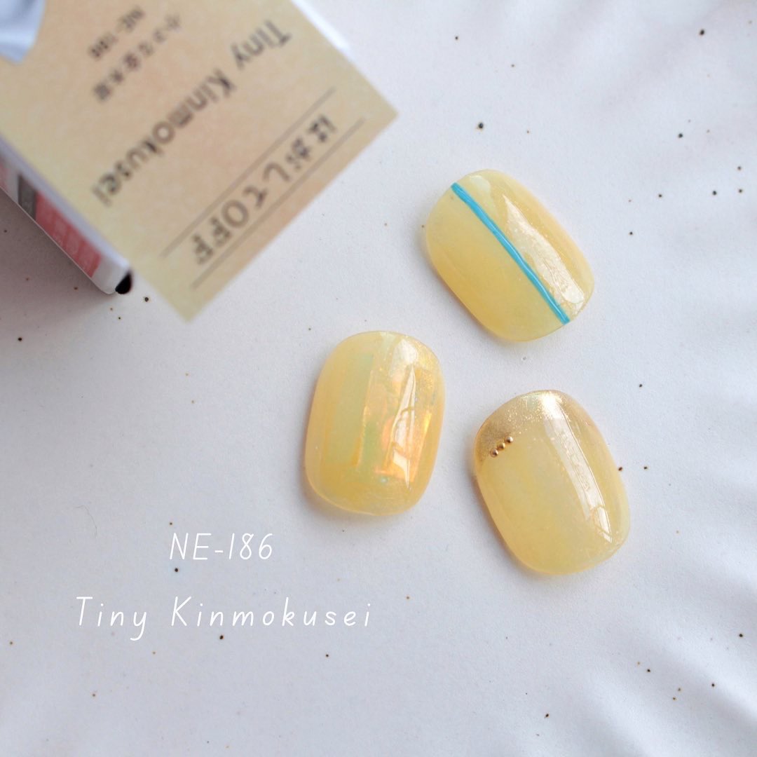 asari_nail's tweet photo. 色別バージョン🎨
NE187は一応イエロー系ってなってるけど、個人的にはオレンジっぽいなって思ってる。どっちもパッと映える綺麗なカラーなので夏は特におすすめ💛 https://t.co/zZyhKTfSC7