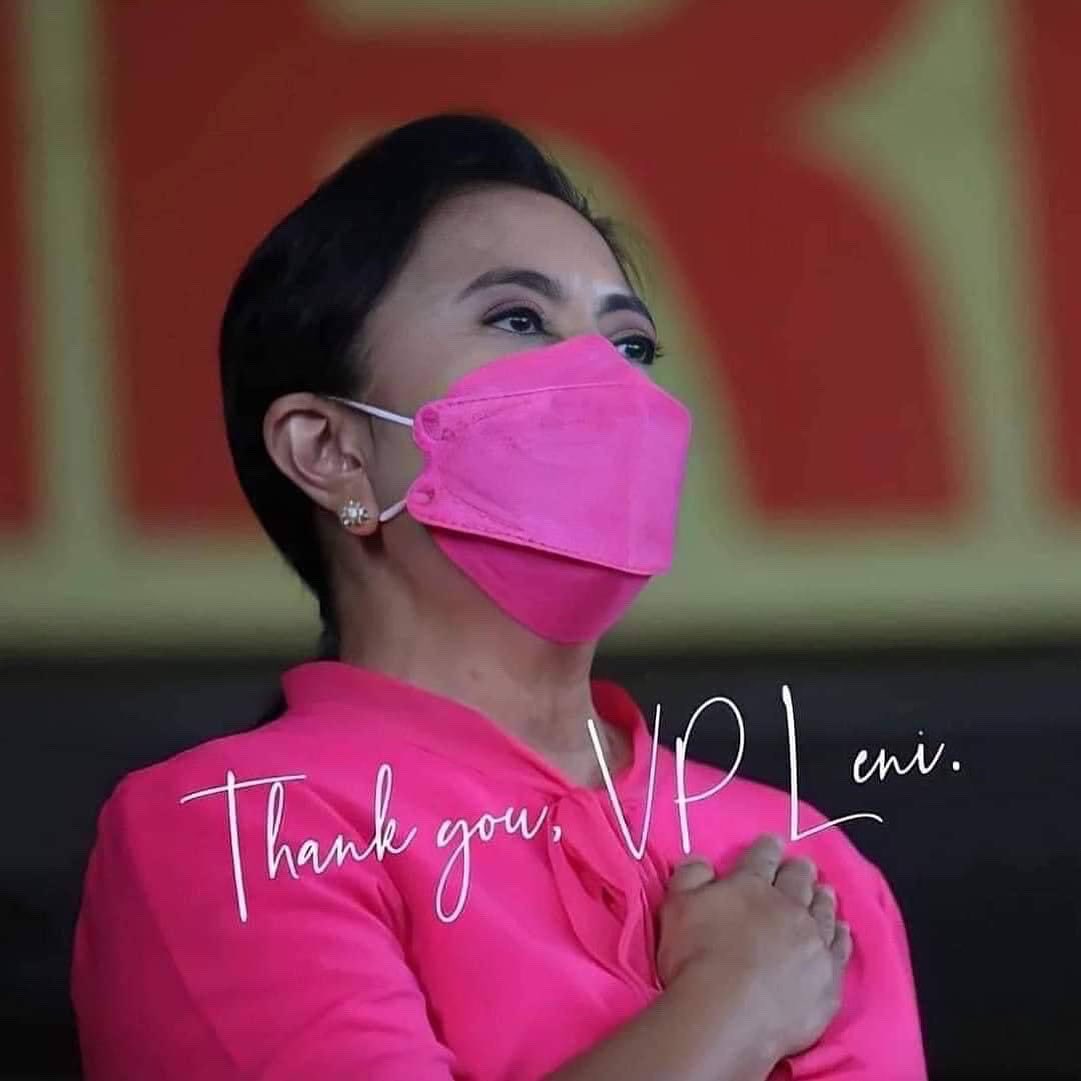 MichaelLunaria's tweet photo. Kailan man hindi ako mang hihinayang na nakiisa ako sa 15M na Pilipinong tumindig para sayo. Maraming salamat po sa lahat ng naitulong nyo sa bayan VP @lenirobredo 💖🇵🇭 #TheBestVPWeEverHad #ThankYouVPLeni #VPLeniHanggangSaHuli #ProudKakampink https://t.co/8XmANDrGGo