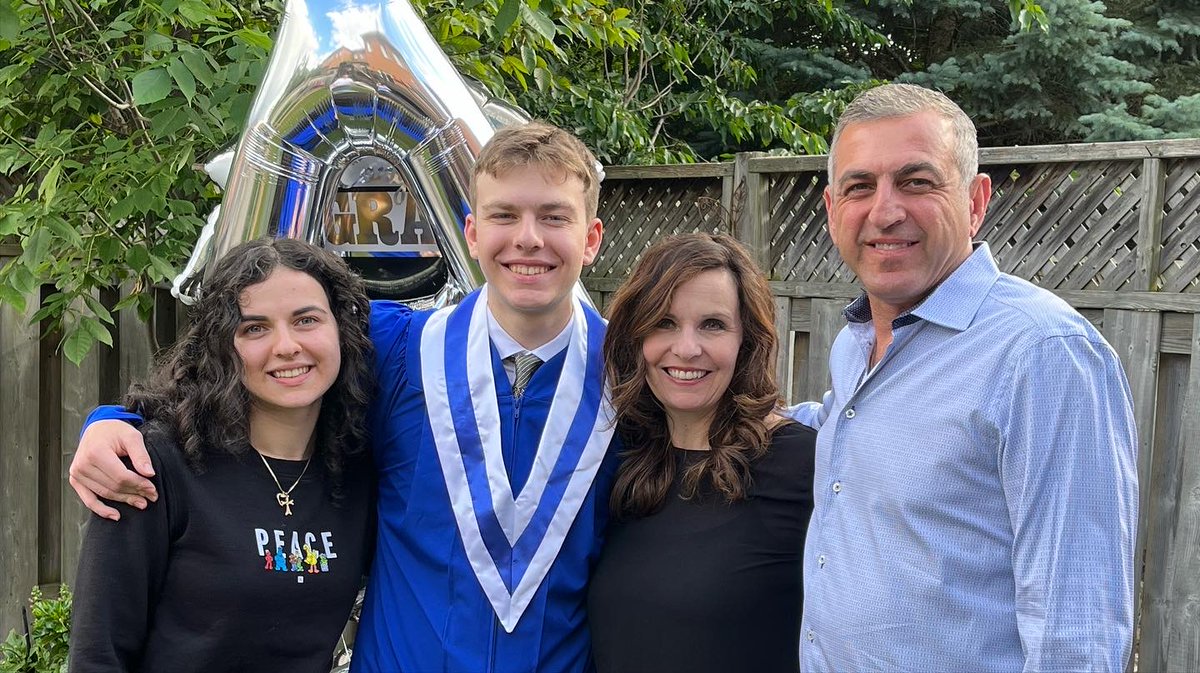 AraYeremian's tweet photo. It was a great Graduation day for my boy Arden! Off to College he goes to become a Carpenter. Something he’s passionate & excited about. Proud of you and excited for you my boy!
#Graduation #ClassOf2022 @MHS_YRDSB #MapleHighSchool #Carpentry @GBCollege #GeorgeBrownCollege https://t.co/JaPibZQGG4