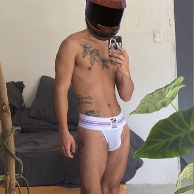 ro_mal0's tweet photo. #NuevaFotoDePerfil https://t.co/H1gMP5gic7