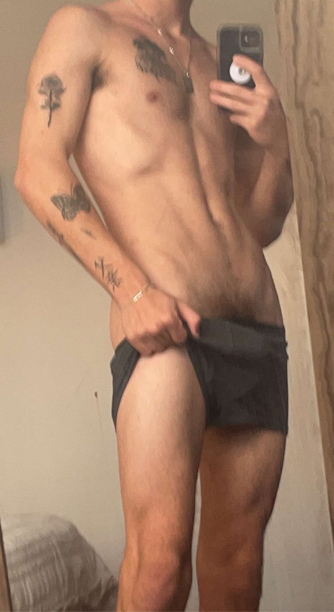 daddyjoshsturt's tweet photo. who likes the tats 👀 https://t.co/SRmLdlXmLr