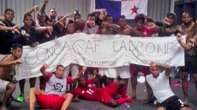 PG_ElFanDeMessi's tweet photo. @eugeniodiaz
Sabes el motivo de esto ???
Por si no lo sabes fue una ayuda del árbitro a Mexico 🤷🏼♂️🤷🏼♂️ !!!
LADRONES !!!
#ConcacafLadrones #ConcacafU20 #Concacaf https://t.co/ZnQbRPsghc