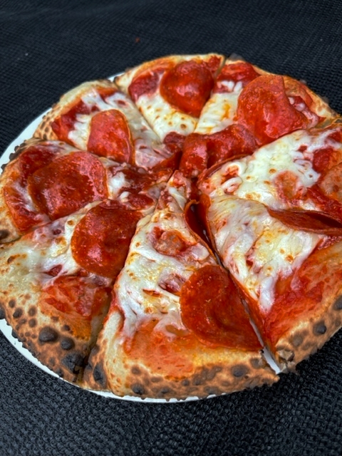 NEShakespeare's tweet photo. #ShakespeareOnTheGreen 2022 vendor spotlights!
One of our vendors this year is Prairie Fire Pizza! They have a full menu of themed pizzas! Come on out June 30th (today!) for the opening of "Othello", and try one (or more...) of their delicious pizzas!
https://t.co/AXBcR8szQw https://t.co/Zcuix55mQc