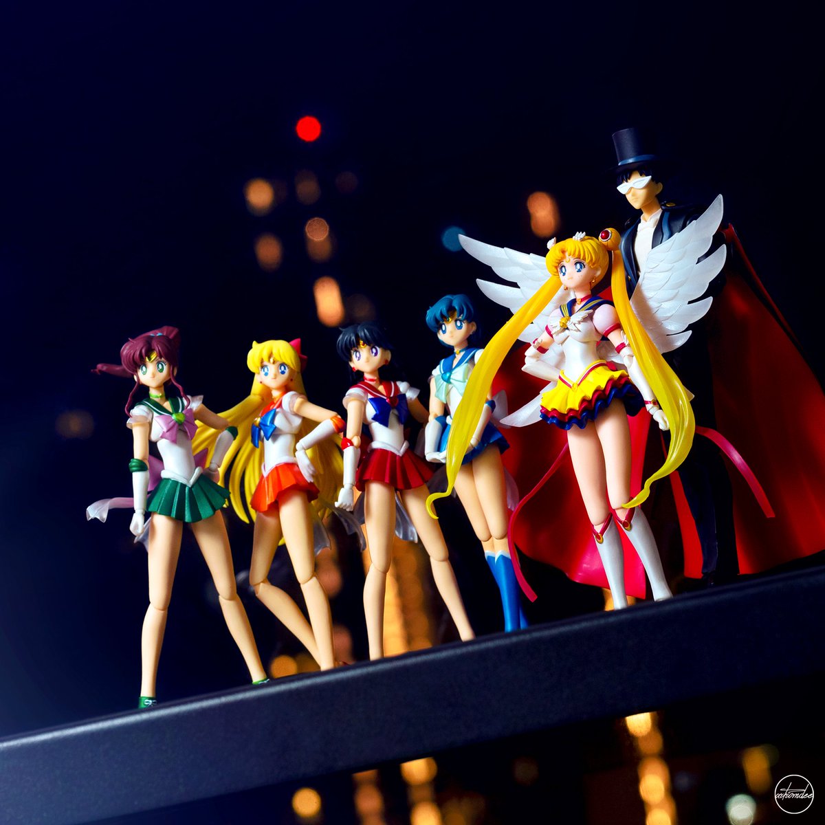 artromdee tweet media