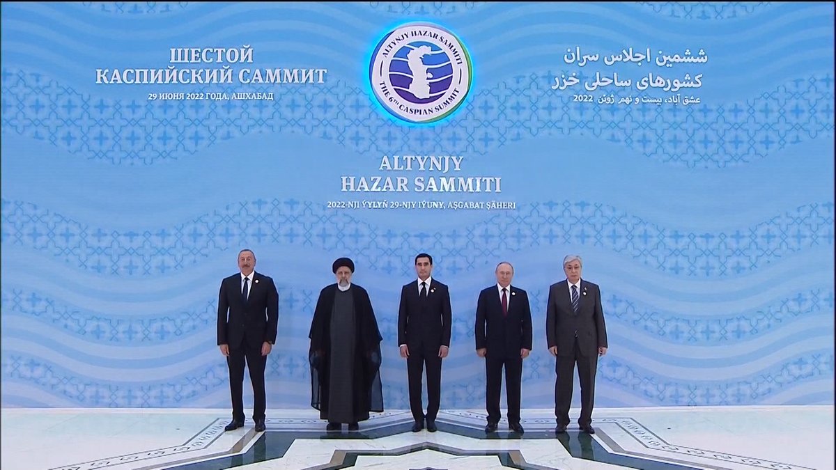Hazar Denizine Komşu Ülkeler Zirvesi Türkmenistan’da Yapıldı
Hazar Denizine Komşu Ülkeler Zirvesi dört yıl aradan sonra Türkmenistan’da yapıldı.
Söz konusu zirvenin bölgesel işbirliğini güçlendirilmesine yeni bir ivme kazandırması bekleniyor.