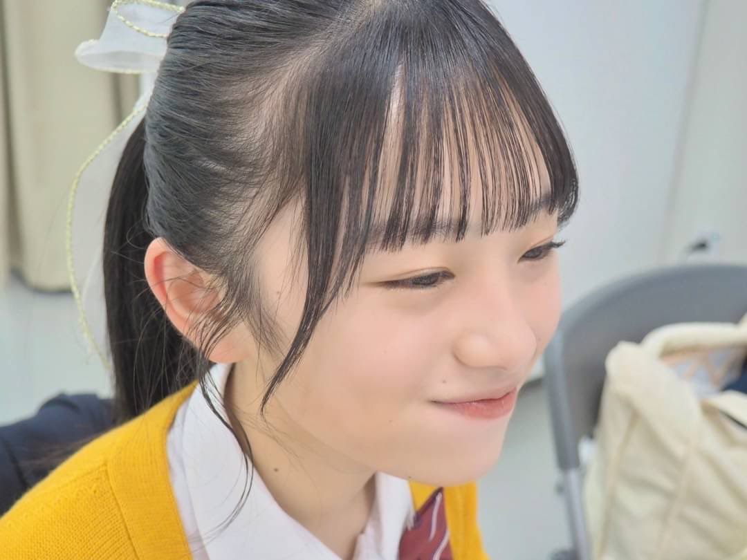 ご飯を食べてるひまひまちゃんを激写📸 実はこれ、私のロック画面に