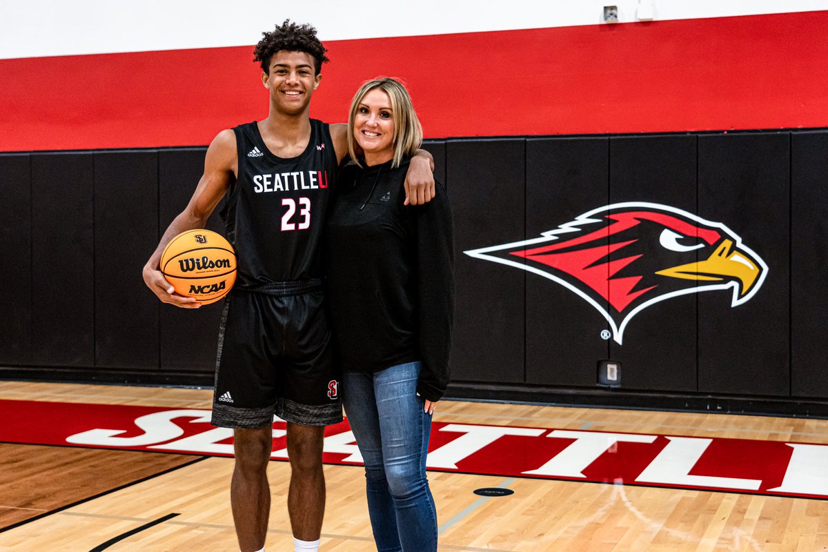 JJKnows23_'s tweet photo. Super blessed to receive my first D1 offer from Seattle U. I’m grateful for the opportunity and thankful for everyone who helped me get here. I really liked the coaching staff and the beautiful campus! @seattleu @wceua @MPCPT https://t.co/WHhOh8mWmu
