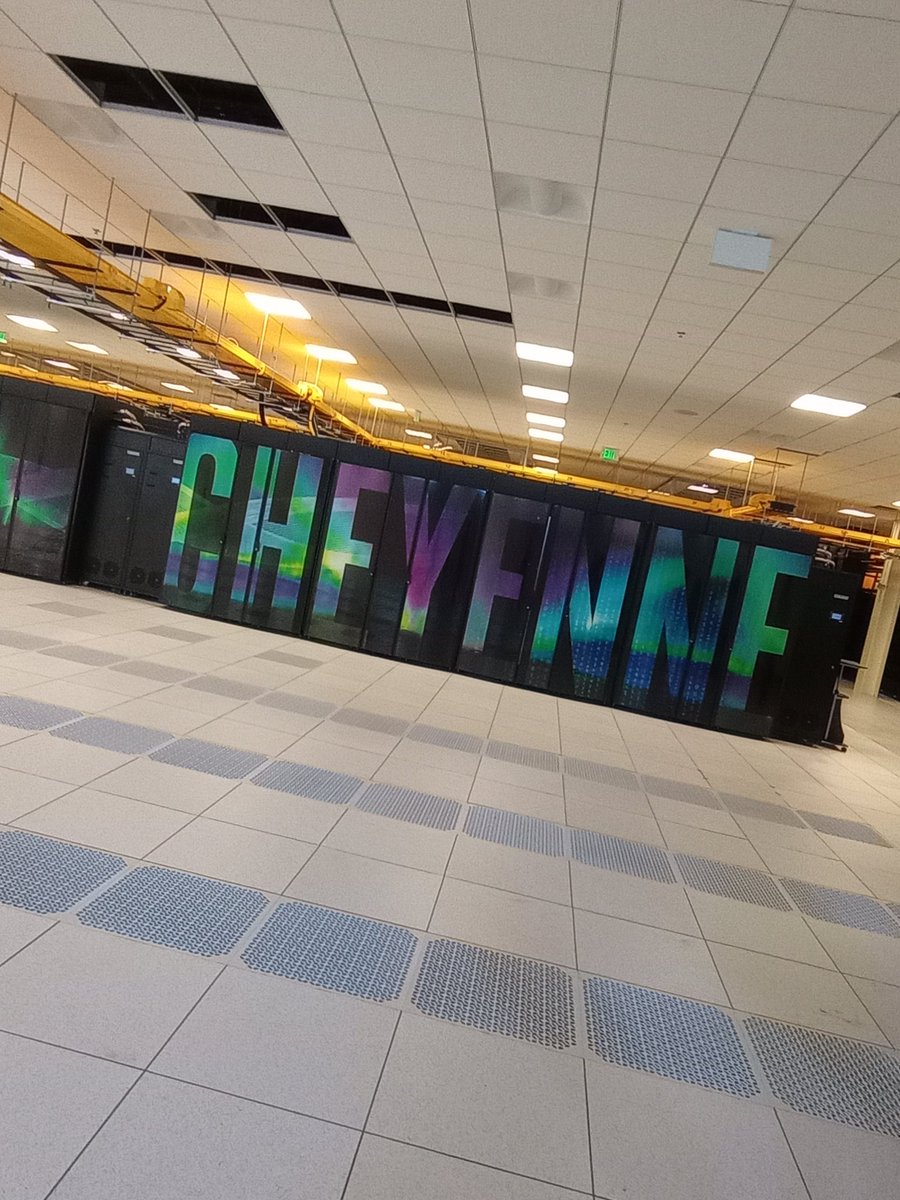 ShaniahReece's tweet photo. Cheyenne - NCAR's Supercomputer with a whooping 5.34 petaflop processing power soon to be proceeded by Derecho.

Caption📷: NCAR-Wyoming Tour showing photos of Cheyenne and the Cray https://t.co/mXBqgD9Ywt